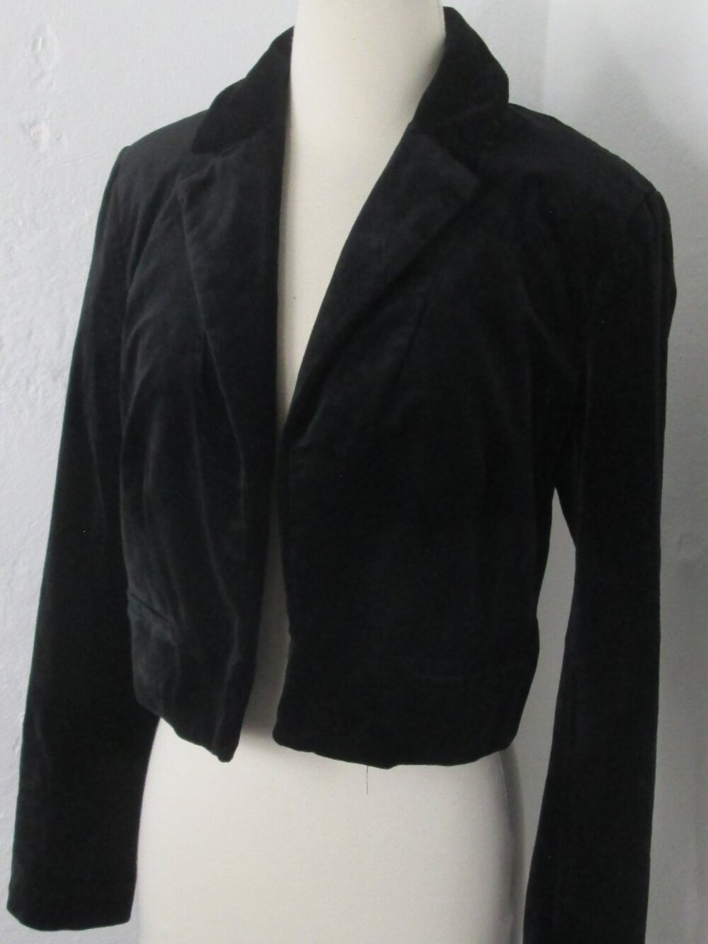 New Anthropologie Maeve Black Velvet Crop Tux Blazer Jacket Women's S - NWT